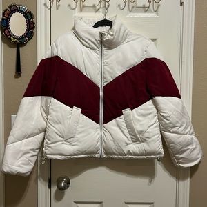 Love Tree Size M White and Maroon Cropped Puffer Jacket